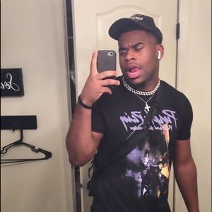 Meet your Posher, Isaiah